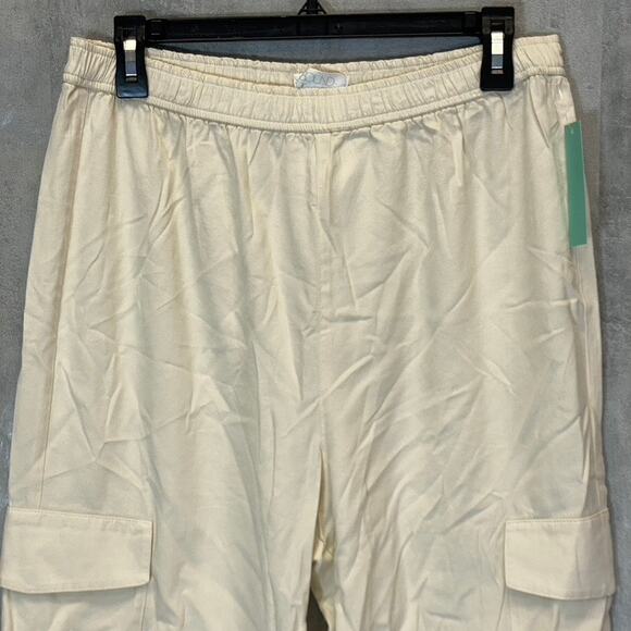 ABOUND Women's Solid Ivory Dove Elastic Waist Pull-On Cargo Pants SZ M - Picture 3 of 8